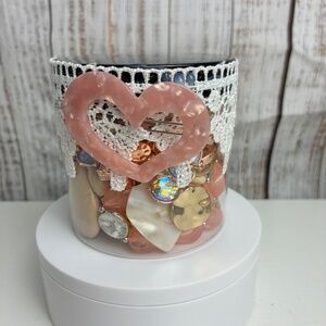 Mystery Treasure 12 oz Jar - Lot 0253